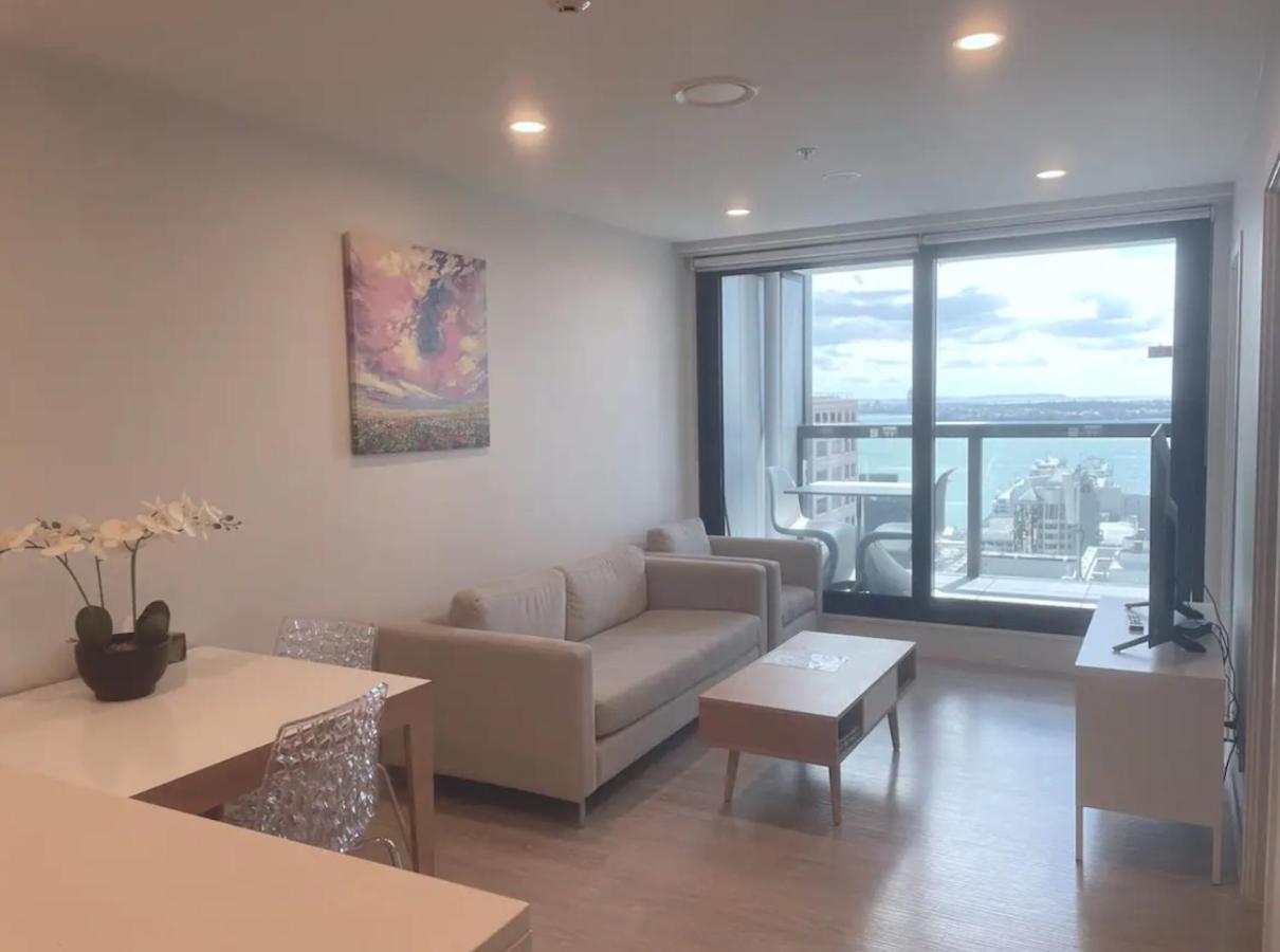 Skytower View And Seaview 2 Bedroom Apartment Окленд Экстерьер фото